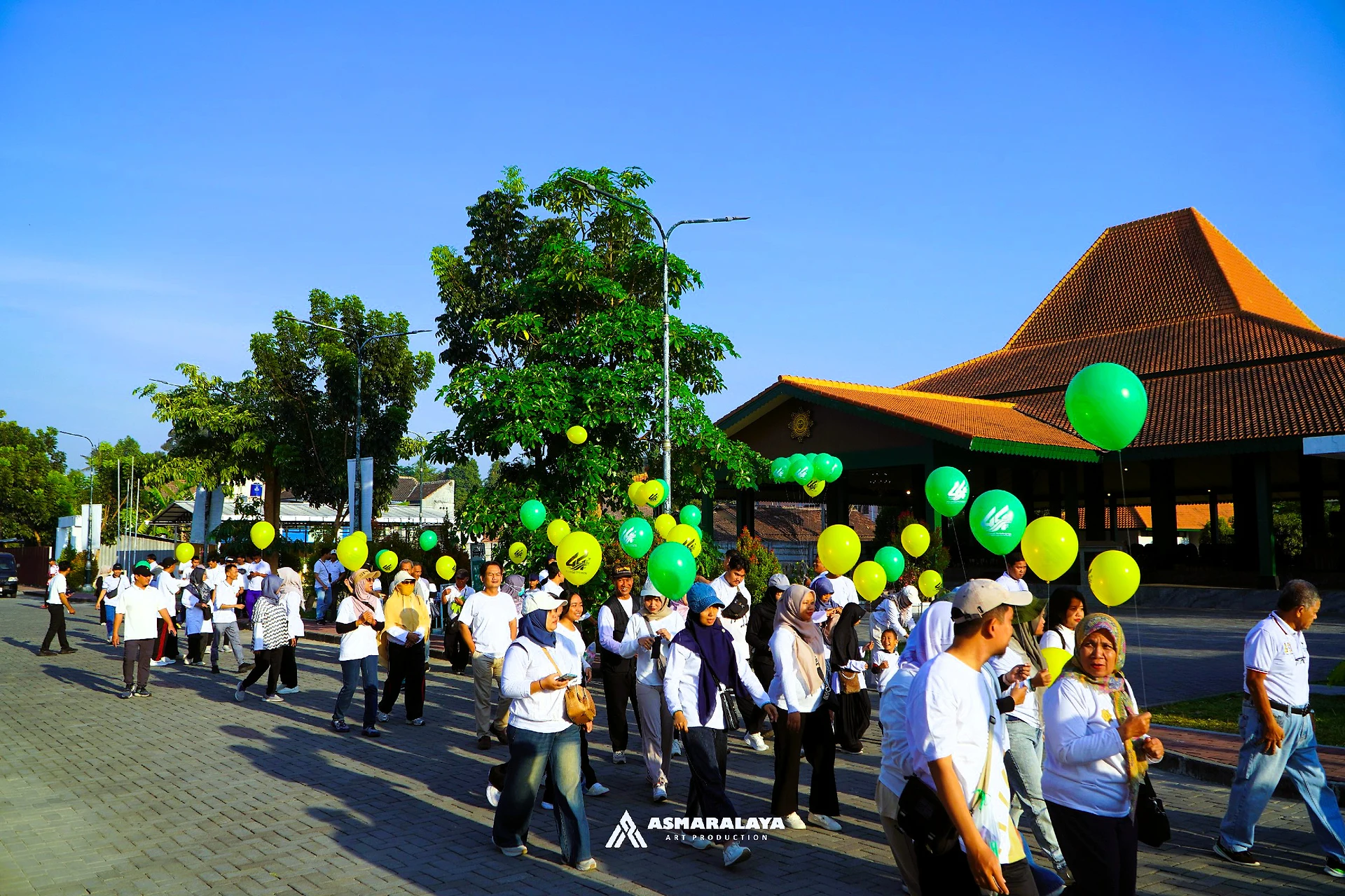 Fun Walk Dies Natalis ke-44 Universitas Widya Mataram Yogyakarta